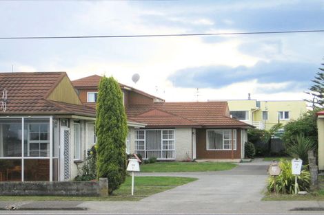 Photo of property in 30 Meeanee Quay, Westshore, Napier, 4110