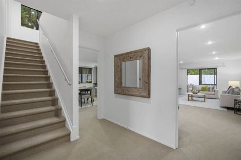 Photo of property in 209a Forrest Hill Road, Forrest Hill, Auckland, 0620