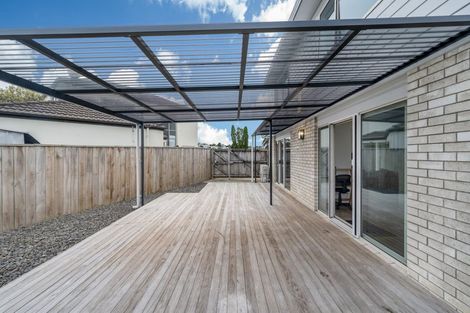 Photo of property in 1/12 Marbeth Court, Botany Downs, Auckland, 2010