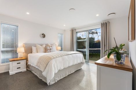 Photo of property in 71 Pohutukawa Parade, Riverhead, 0820