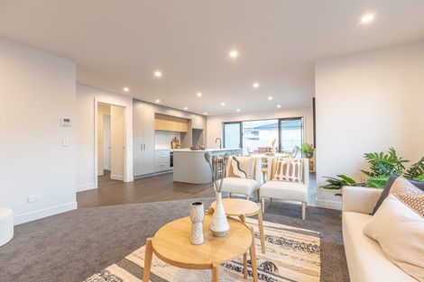 Photo of property in 32 Memorial Drive, Hokowhitu, Palmerston North, 4410