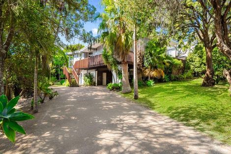 Photo of property in 3 Kathleen Street, Totara Vale, Auckland, 0627