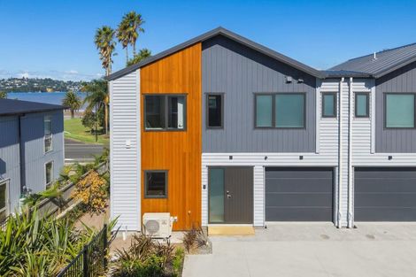 Photo of property in 39 Scott Road, Hobsonville, Auckland, 0616