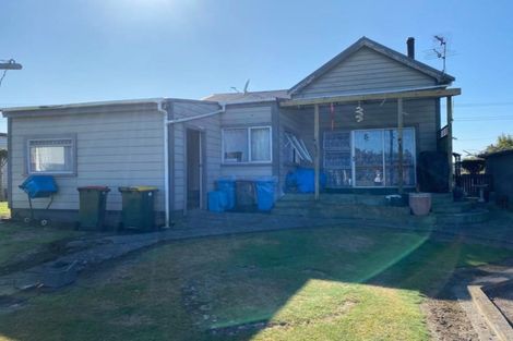 Photo of property in 49 Collingwood Street, Eltham, 4322