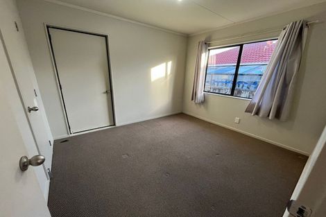 Photo of property in 9 Edgewater Drive, Pakuranga, Auckland, 2010