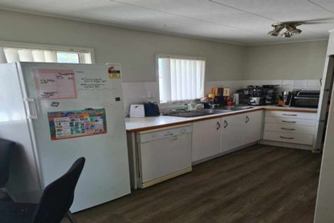 Photo of property in 8 Lorena Place, West Harbour, Auckland, 0618