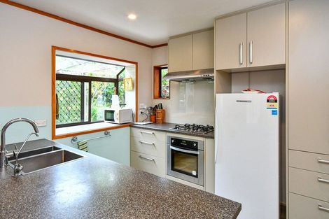 Photo of property in 12 Lemonwood Place, The Gardens, Auckland, 2105