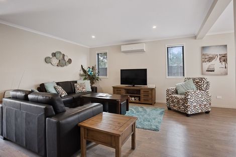 Photo of property in 106a Beverley Terrace, Whangamata, 3620