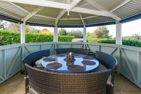 Photo of property in 238 Poraiti Road, Poraiti, Napier, 4182