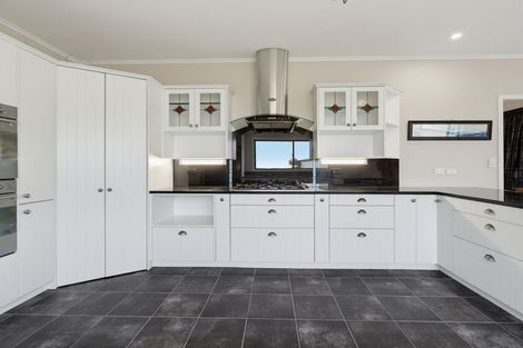 Photo of property in 265 Wilson Road, South Head, Helensville, 0874