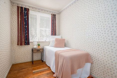 Photo of property in 6-8 Young Grove, Stokes Valley, Lower Hutt, 5019