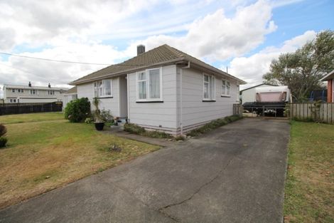 Photo of property in 16 Kittyhawk Row, Bulls, 4818