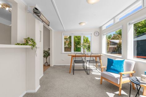 Photo of property in 71 Montgomery Crescent, Bader, Hamilton, 3206