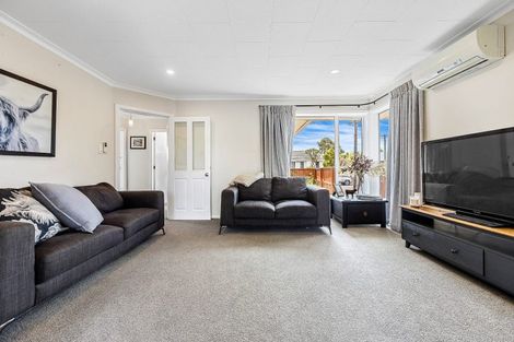 Photo of property in 95 Kendal Avenue, Burnside, Christchurch, 8053
