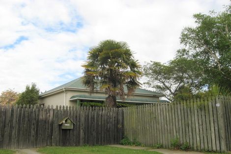 Photo of property in 31 Main North Road, Woodend, 7610