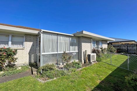 Photo of property in 5 Gladstone Street, Dannevirke, 4930