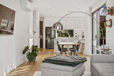 Photo of property in 33 Waka Moana Drive, Hobsonville, Auckland, 0616