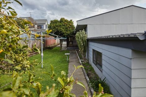 Photo of property in 5 Ajax Place, Welcome Bay, Tauranga, 3112