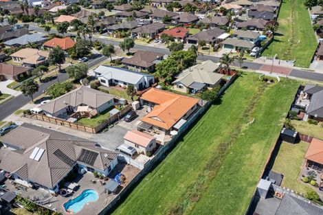 Photo of property in 160 Evans Road, Papamoa Beach, Papamoa, 3118