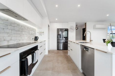 Photo of property in 18 Caledonia Drive, Mosgiel, 9024