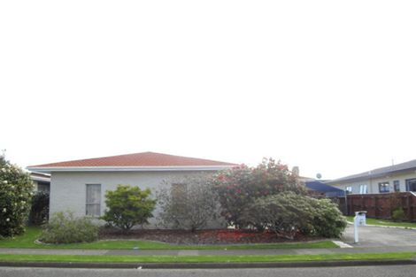 Photo of property in 15 Avon Street, Levin, 5510