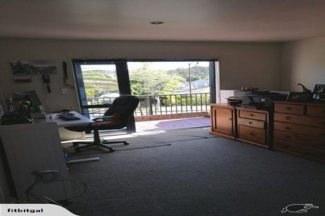 Photo of property in 1/13 John Jennings Drive, Oteha, Auckland, 0632