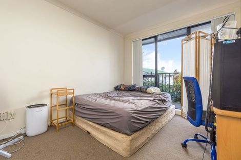 Photo of property in 2p/1 Wadier Place, Henderson, Auckland, 0610