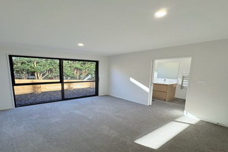 Photo of property in 27b Te Atatu Road, Te Atatu South, Auckland, 0610