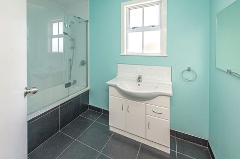 Photo of property in 2 Kotuku Street, Castlecliff, Whanganui, 4501