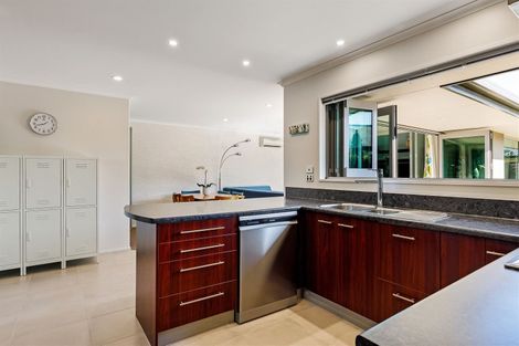 Photo of property in 23 Six Silvers Avenue, Halswell, Christchurch, 8025