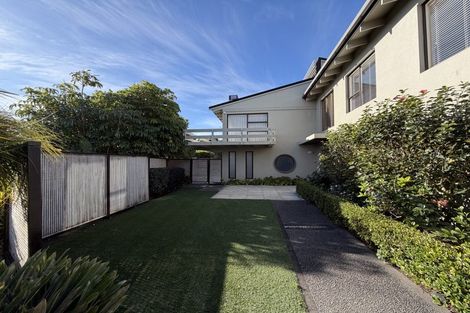 Photo of property in 24 Clovelly Road, Bucklands Beach, Auckland, 2012