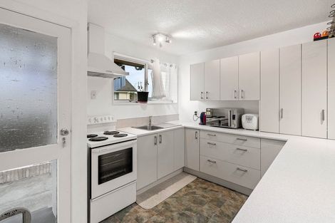 Photo of property in 5 Mckellar Place, Hornby, Christchurch, 8042