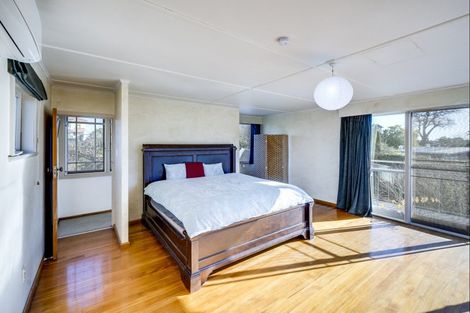 Photo of property in 109 Chaucer Road, Hospital Hill, Napier, 4110