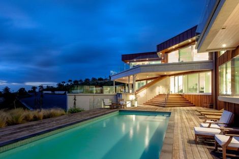 Photo of property in 52 Delamore Drive, Oneroa, Waiheke Island, 1081