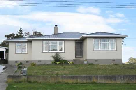 Photo of property in 19 Burns Street, Tawhero, Whanganui, 4501