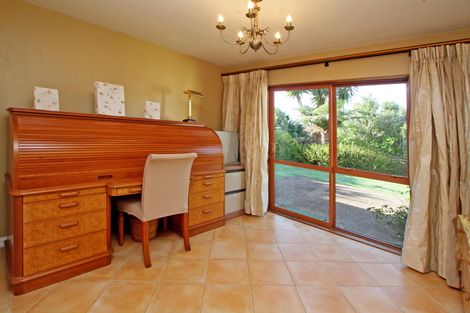 Photo of property in 33 Rarere Terrace, Kerikeri, 0230