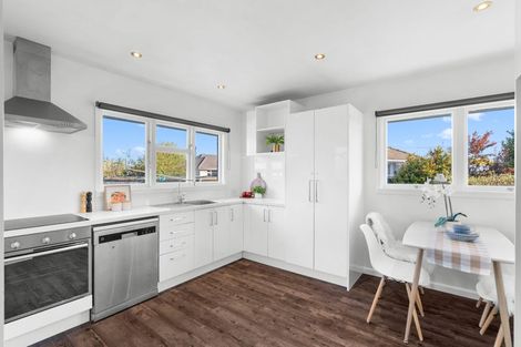 Photo of property in 12 Wilton Crescent, Bishopdale, Christchurch, 8053