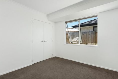 Photo of property in 30 Livingstone Drive, Papamoa Beach, Papamoa, 3118