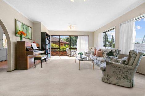 Photo of property in 163 Chelsea View Drive, Chatswood, Auckland, 0626