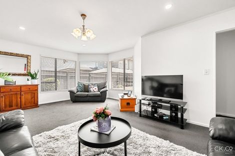 Photo of property in 13a Fairfield Avenue, Fairfield, Lower Hutt, 5011