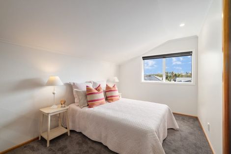 Photo of property in 73 Grahams Road, Burnside, Christchurch, 8041