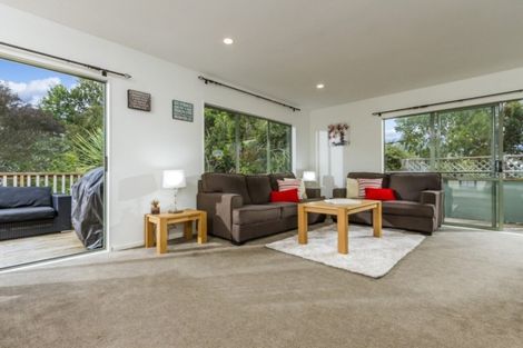 Photo of property in 2/14 Fitzwilliam Drive, Torbay, Auckland, 0630