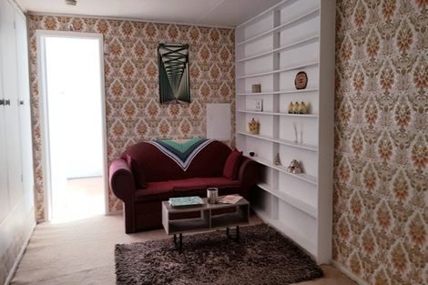 Photo of property in 26 Dunraven Place, Torbay, Auckland, 0630