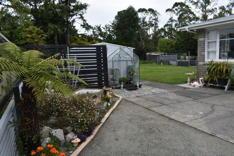 Photo of property in 146 Brougham Street, Westport, 7825