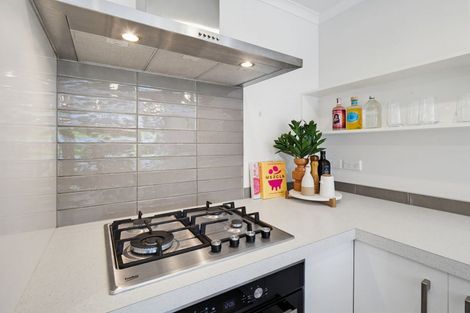 Photo of property in 22 Florence Avenue, Palmerston North, 4414