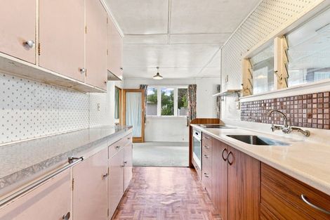 Photo of property in 42 Totara Street, Tawhero, Whanganui, 4501