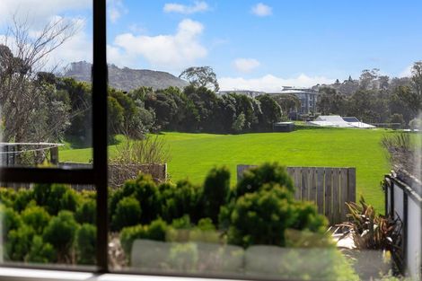 Photo of property in 11a Latitude Close, Whitby, Porirua, 5024