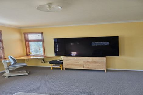 Photo of property in 48 Devon Street, Mossburn, 9792