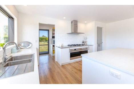 Photo of property in 32 Cridges Road, Darfield, 7510