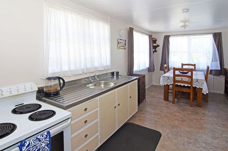 Photo of property in 63 River Road, Masterton, 5810